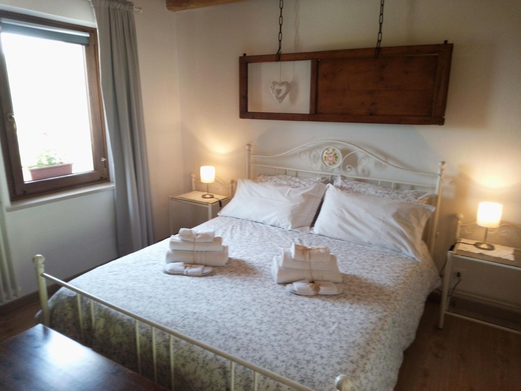 Agriturismo La Casa Nei Boschi Colderu Bagian luar foto